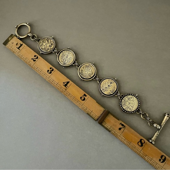 Lucky Brand Toggle Bracelet Antique Bronze Swivel Coins - Picture 14 of 14